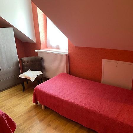 Le Petitepinay Bed & Breakfast Moitron-sur-Sarthe Eksteriør bilde